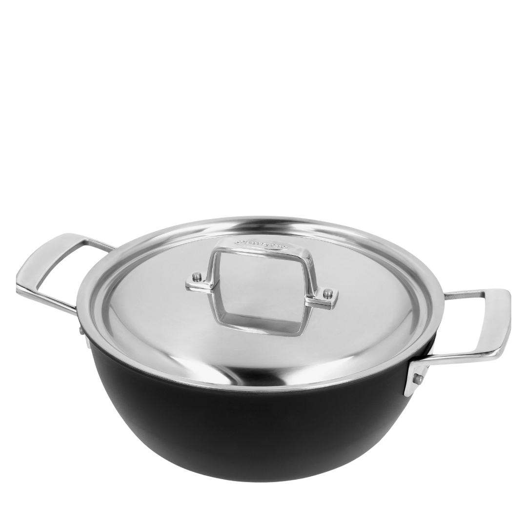 Cocotte conique Demeyere Black 5 de 24 cm avec couvercle en acier inoxydable, idéale pour des cuissons uniformes et adaptées à toutes les sources de chaleur, y compris l'induction