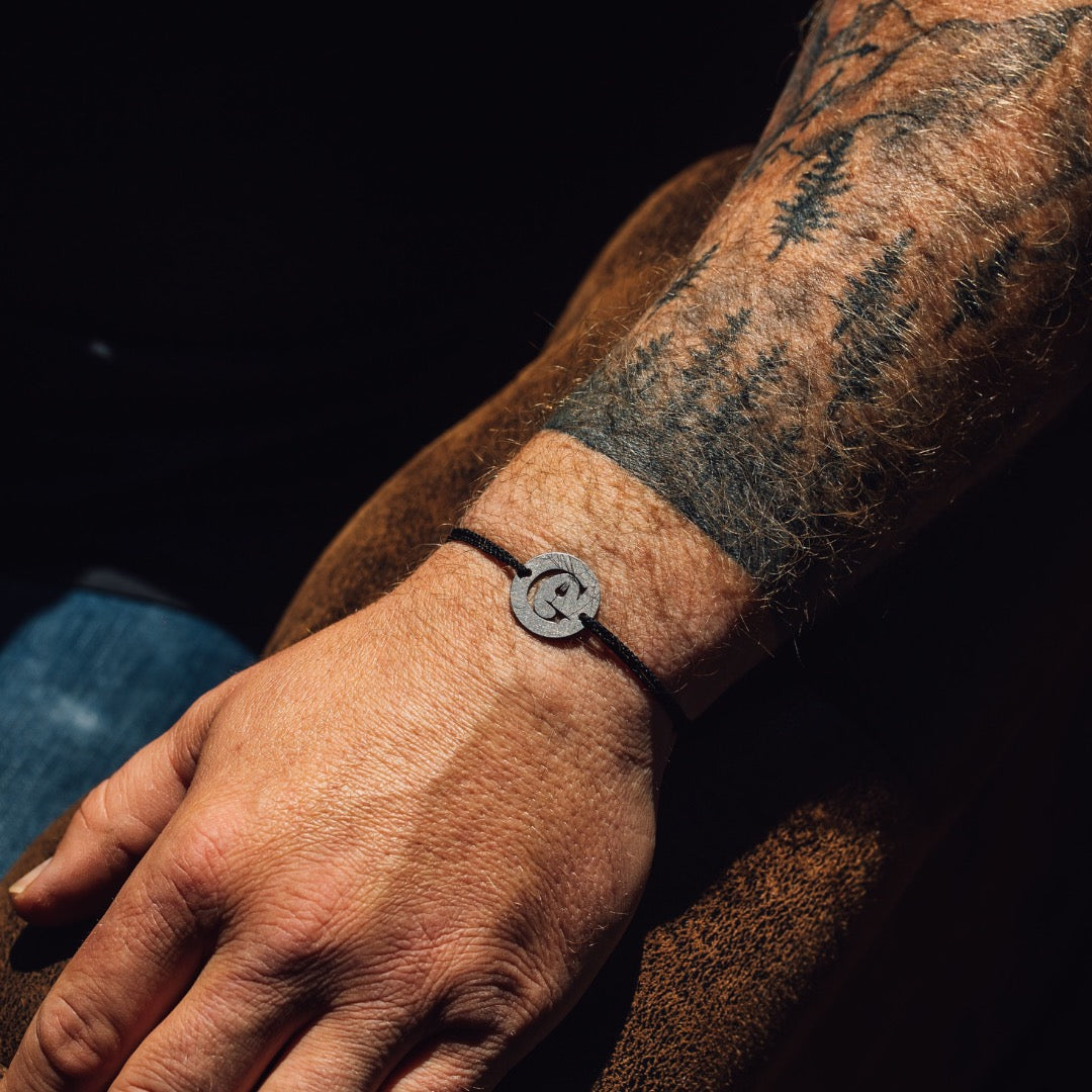 bracelet-medaille-gueuleton-noir
