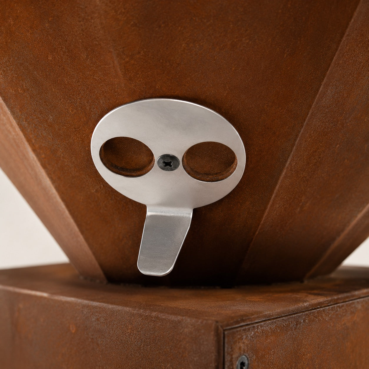 Détail réglage air inox Brasero Oyat 68 acier corten Airflow