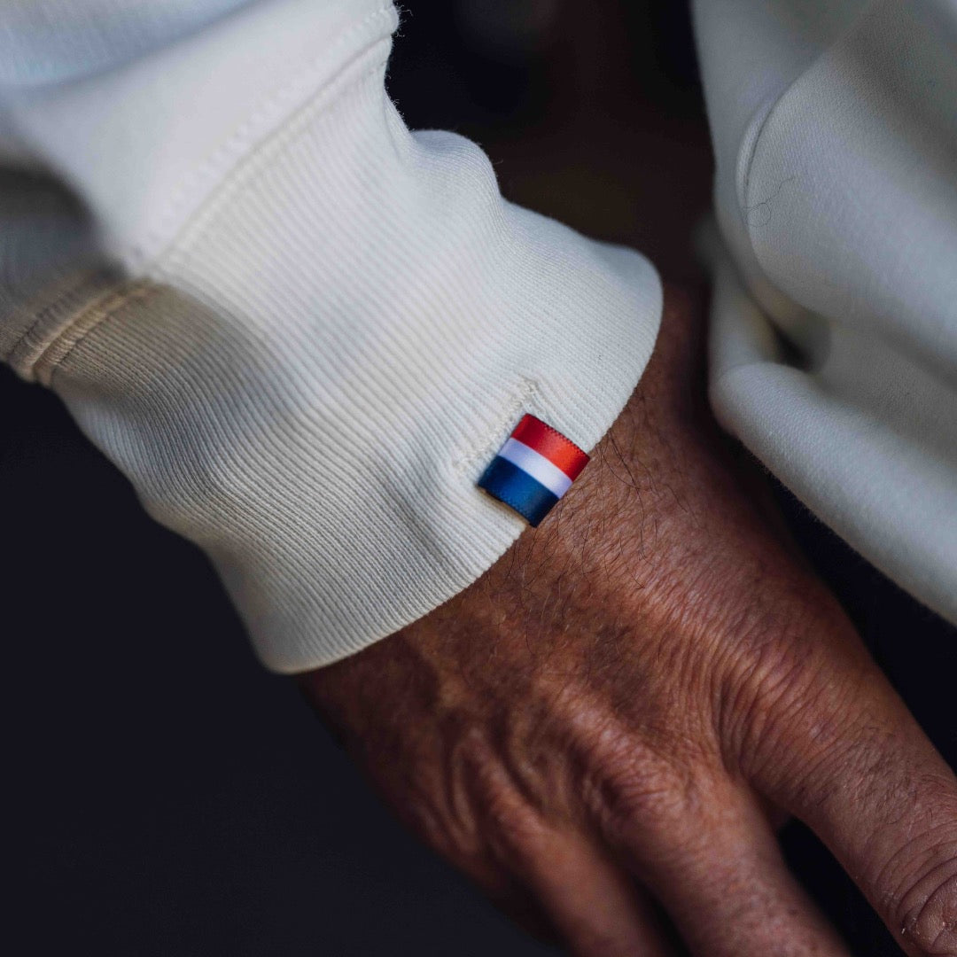 sweat-gueuleton-capuche-blanc-3