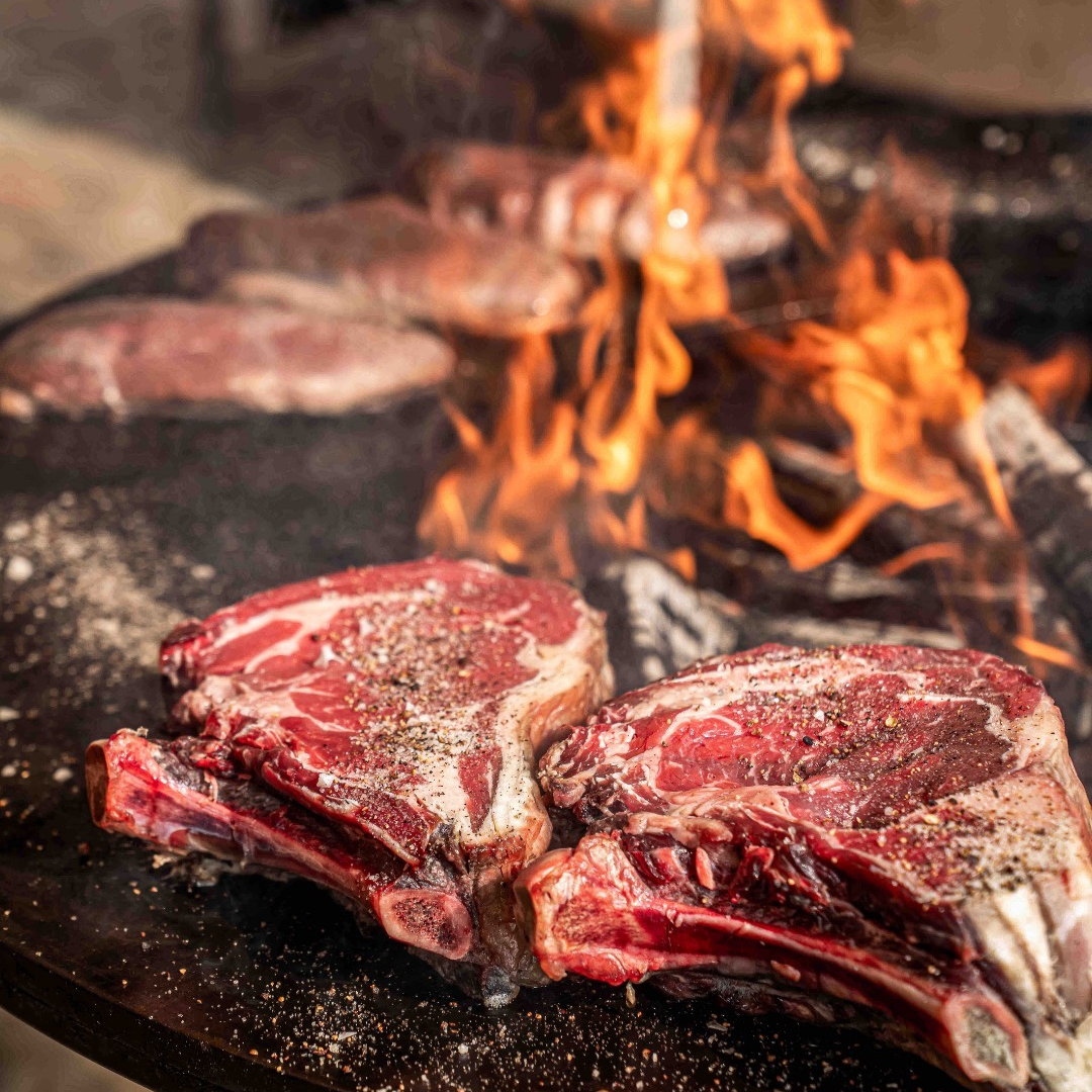 Recette côte de bœuf au brasero : timing, température et technique