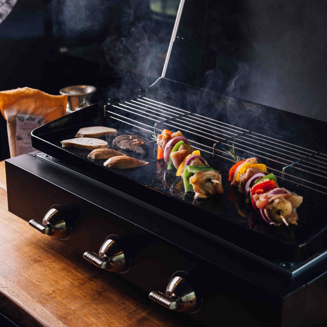 Plancha en fonte à gaz : guide complet 2026 — Choix, cuisson, entretien
