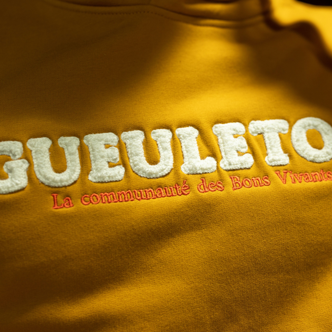 sweat-capuche-jaune-moutarde-gueuleton-4